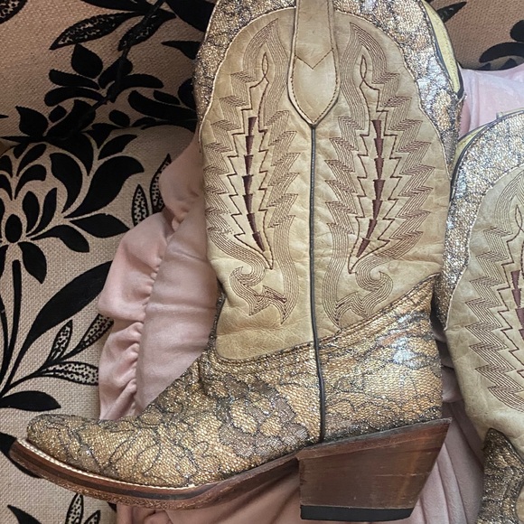 Shoes - 🎀 Gorgeous Glitter | Lace Cowboy Boots | Leather Size 6.5 EUC Embroidered